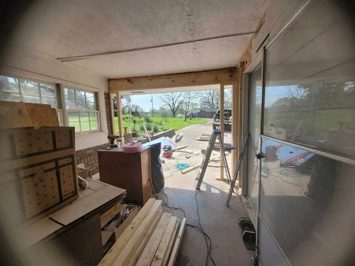 Air movers and dehumidifier for Drying & Dehumidification in Lemont